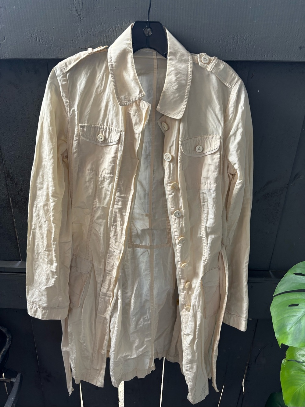 Elie Tahari Cream Light Trench Coat